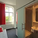Hotel Zwischen Den Seen 2*
