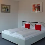 Hotel Zwischen Den Seen Waren (Mueritz)