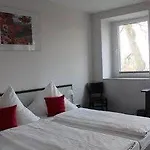 Zwischen Den Seen 2* Waren (Mueritz)