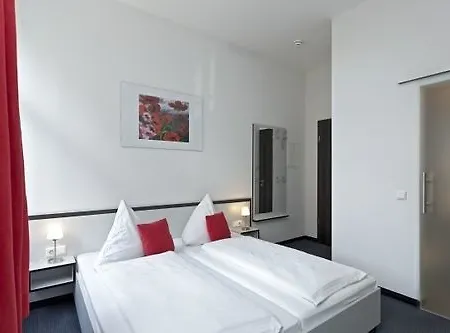 Zwischen Den Seen Hotel Waren (Müritz)
