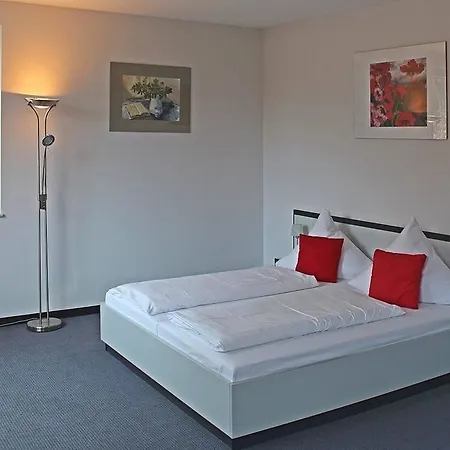 Hotel Zwischen Den Seen 2*